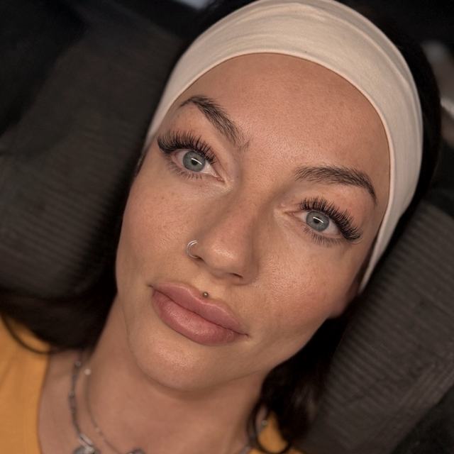 Ergebnis Wimpernverlängerung